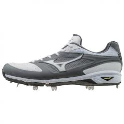 The Softball Group Mizuno Dominant IC Low Men's Cleats
